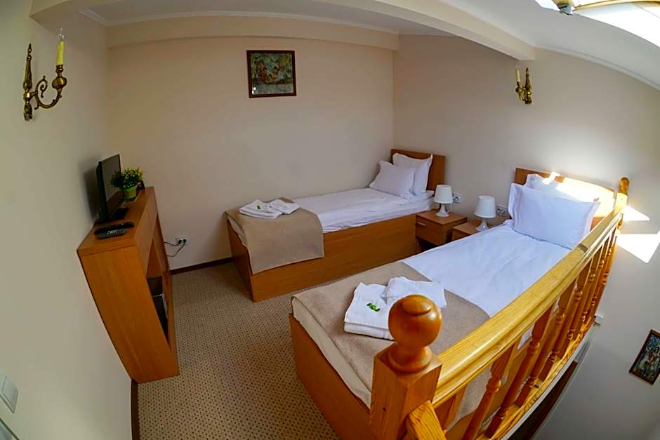 Bucharest Downtown Inn