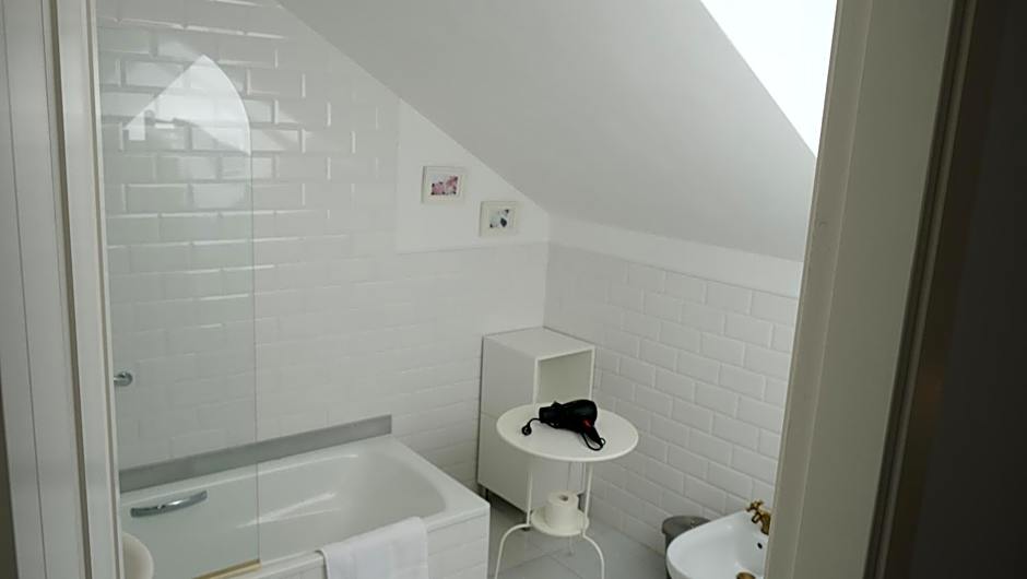 HOTEL LA CASA DE LAS CAMELIAS