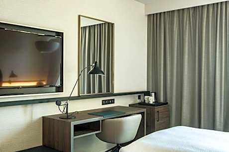Standard King Room - Disability Access