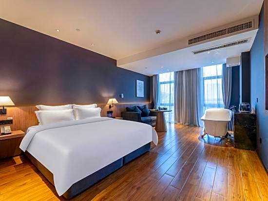 Myfeel Hotel (Ningbo Outlet Airport Branch)