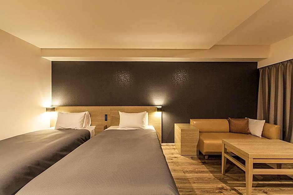 Photo 1 of 4 of Deluxe Multiple Beds, Balcony, North Wing