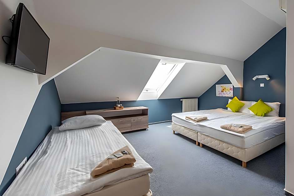 Hotel Herczeg Udvarhaz Poroszlo