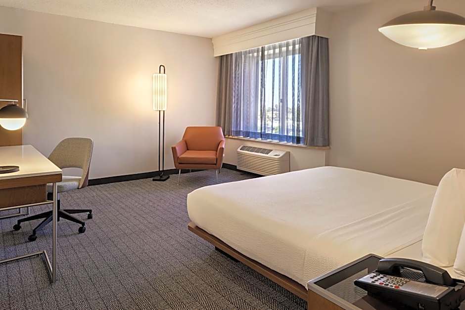 Courtyard by Marriott Los Angeles Baldwin Park