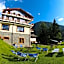 Laghetto Alpine Hotel & Restaurant