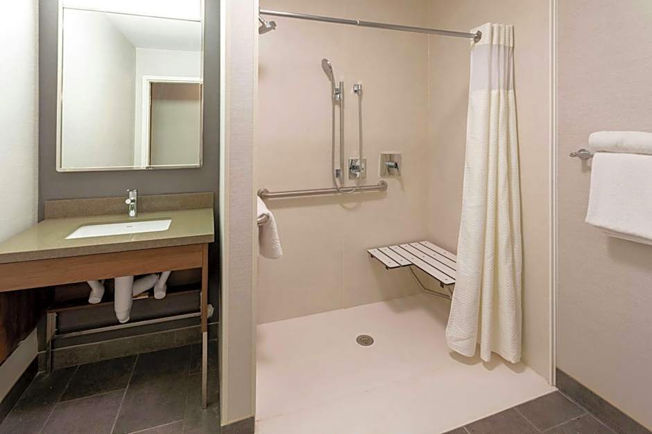 Courtyard by Marriott Minneapolis St. Paul/Roseville