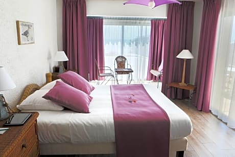 Two-Bedroom Suite with Ocean View