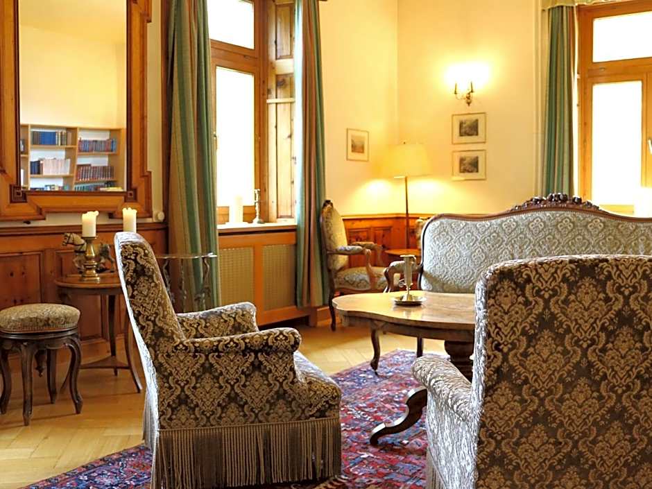 Hotel Schweizerhof Sta Maria