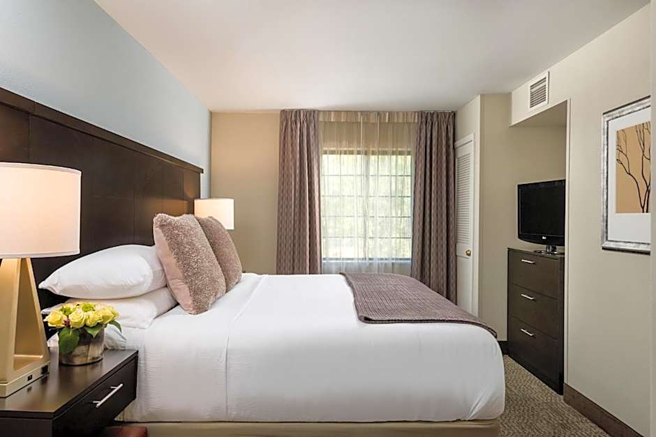 Staybridge Suites Chantilly Dulles Airport By IHG