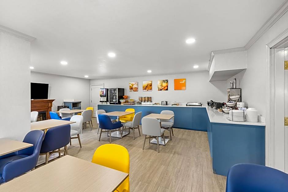 Comfort Inn & Suites Rome South