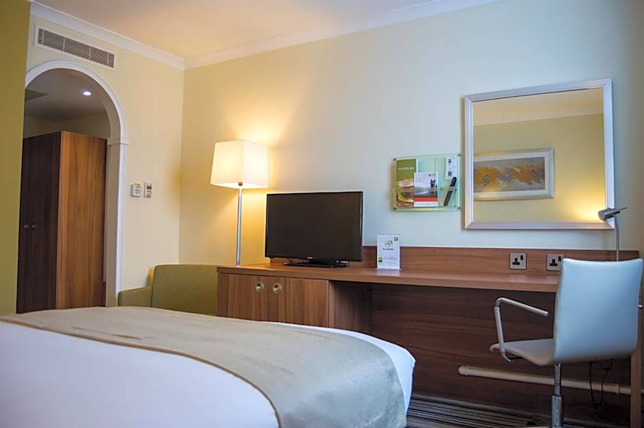 Holiday Inn Leeds Garforth By IHG