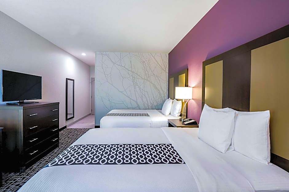 La Quinta Inn & Suites by Wyndham Houston Cypress