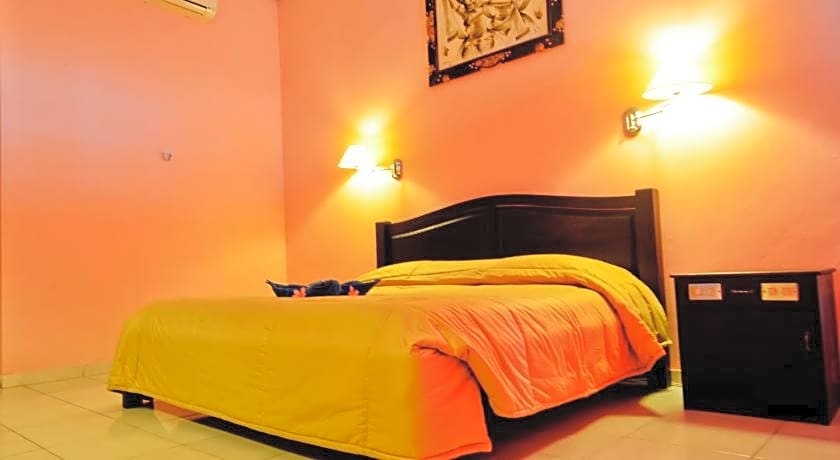 Pesona Beach Inn