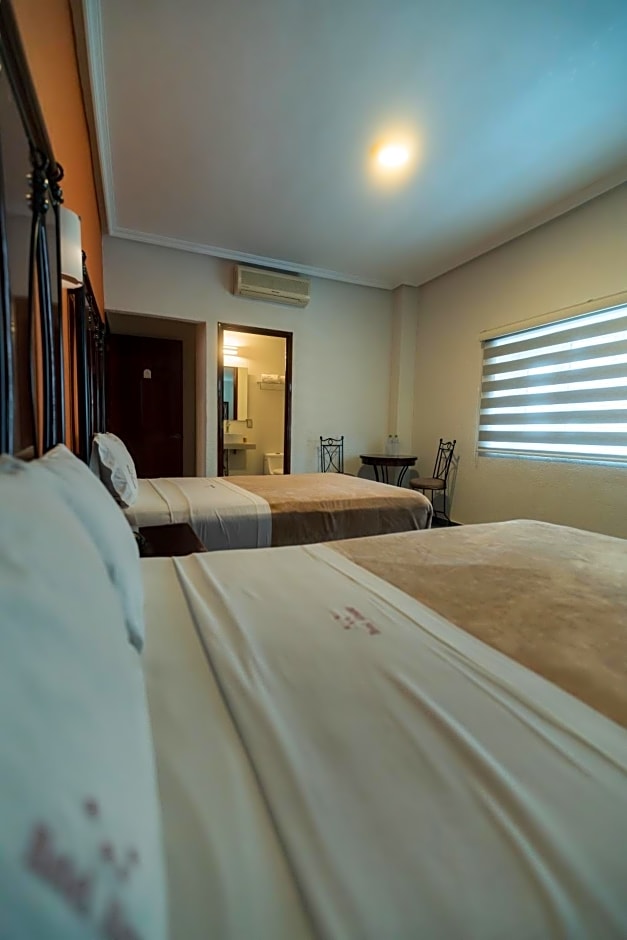 Hotel Alcazar
