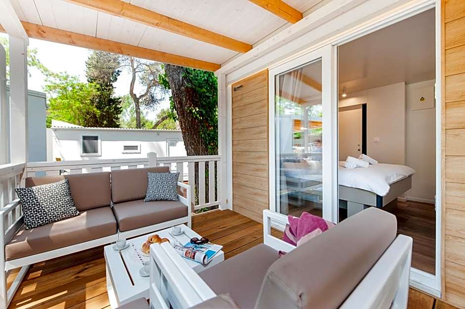 Glamping and Mobile Homes Lavanda - Holiday Centre Bi VIllage