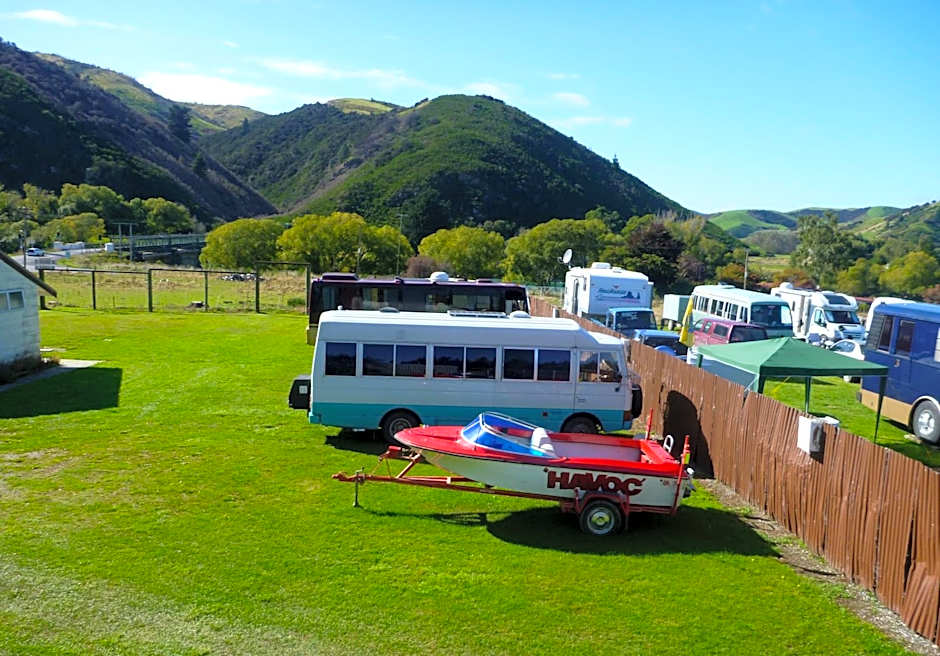 Beaumont Hotel and Holiday Park