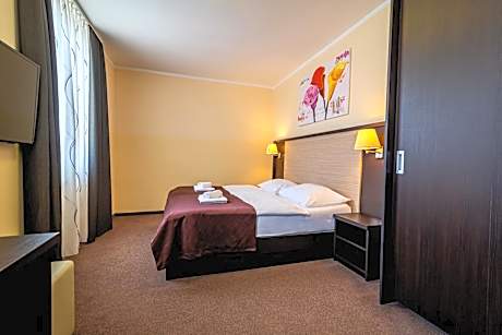 Double Room with Extra Bed