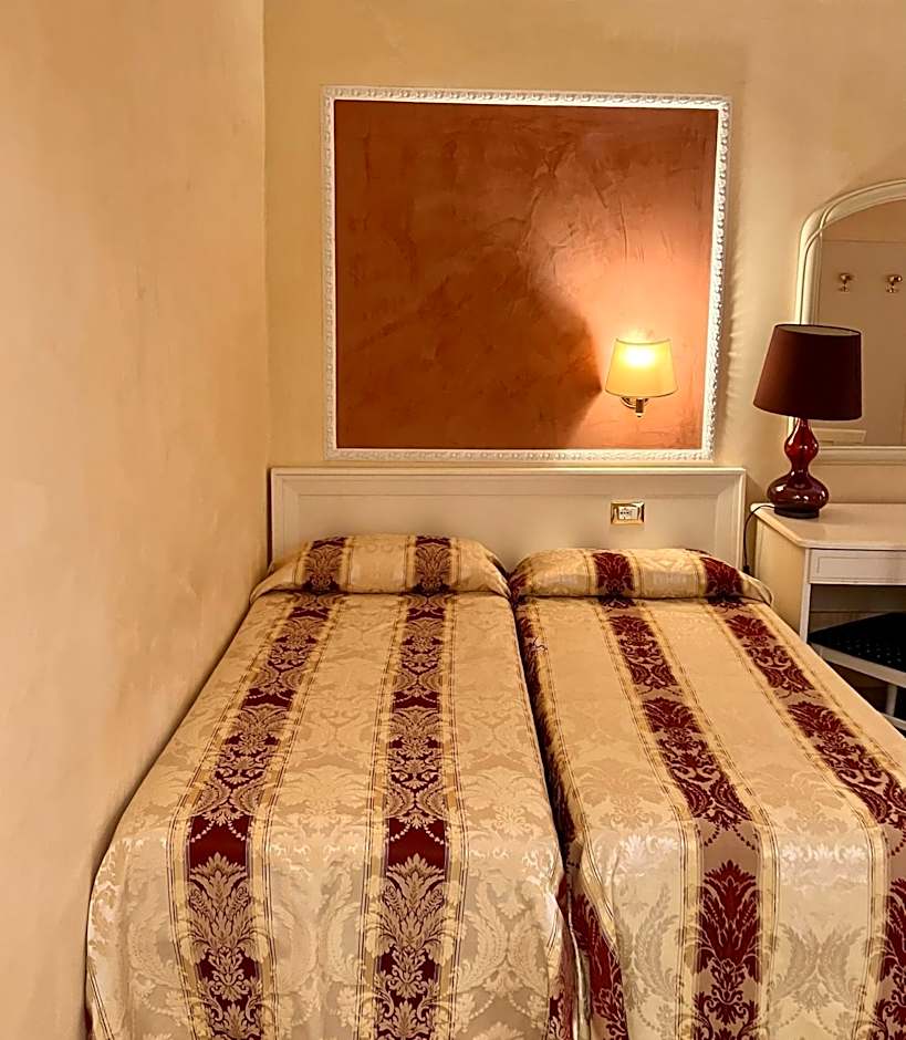 Hotel Erdarelli
