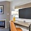 Comfort Inn & Suites At Dollywood Lane