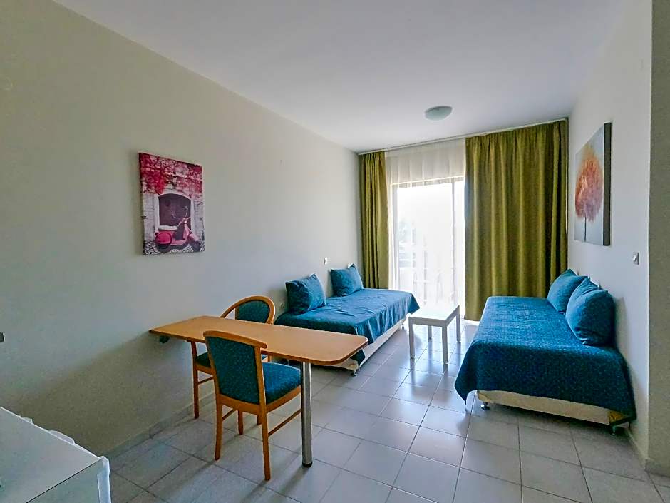 IVORY HOTEL