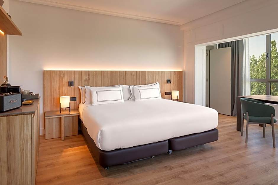 Melia Madrid Barajas
