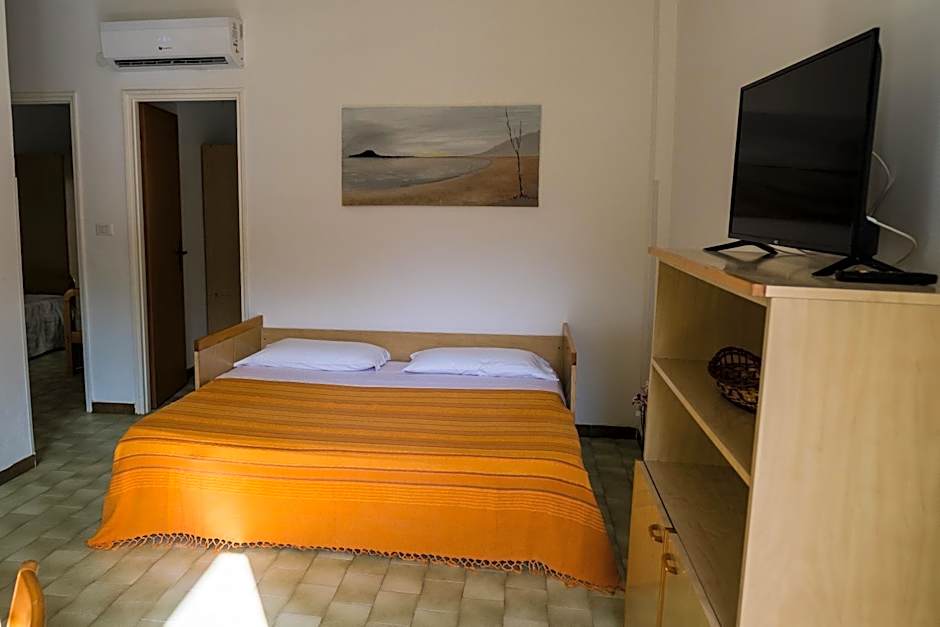 Albatros Apartments
