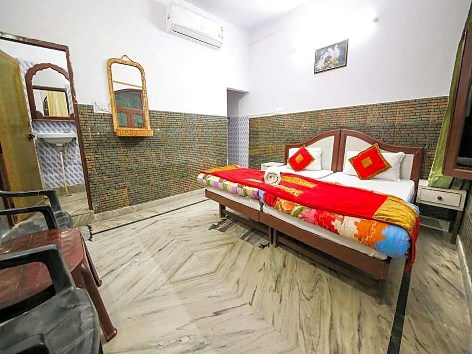 Rishikesh Sadan A Yoga and Spritual Retreat