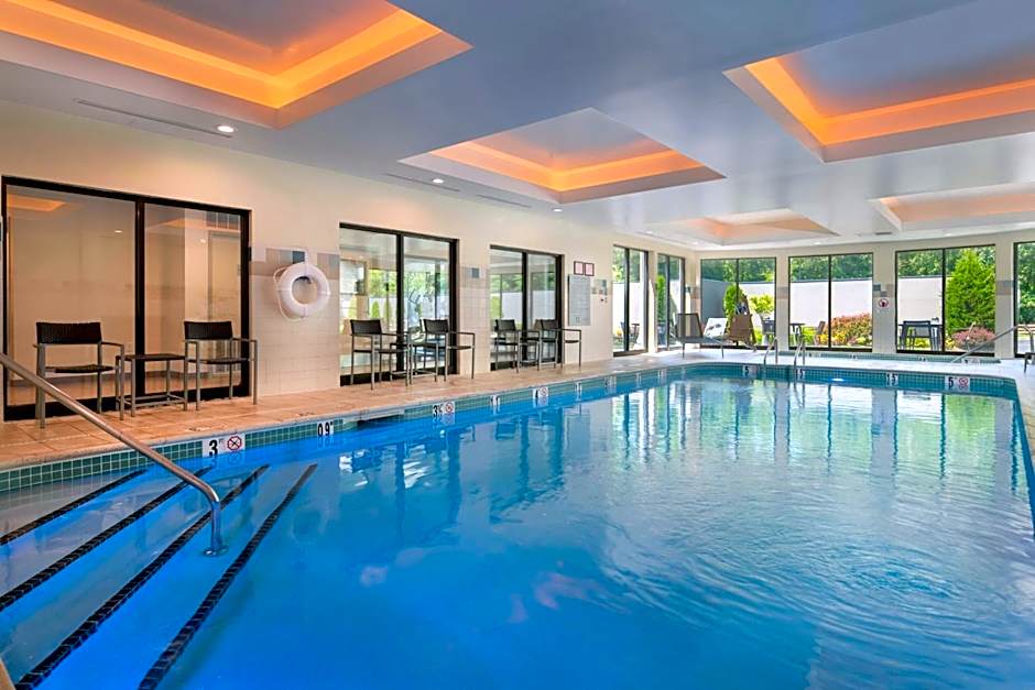 Courtyard by Marriott Providence Lincoln