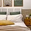 Opera Inn Suites - Rooms and Apartments