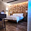 Lira Boutique Lodge