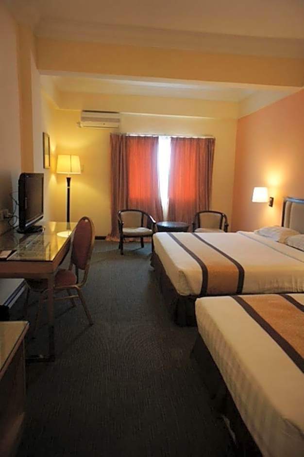 Tyng Garden Hotel