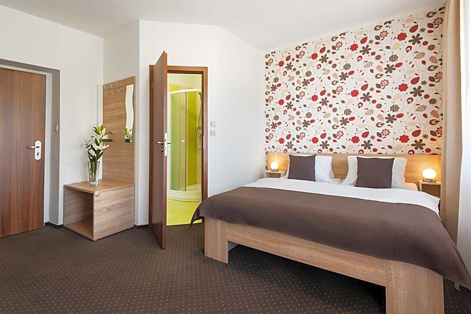 Hotel Bon
