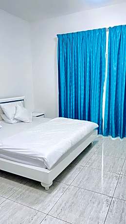 Fully furnish flat including all bills for monthly rental