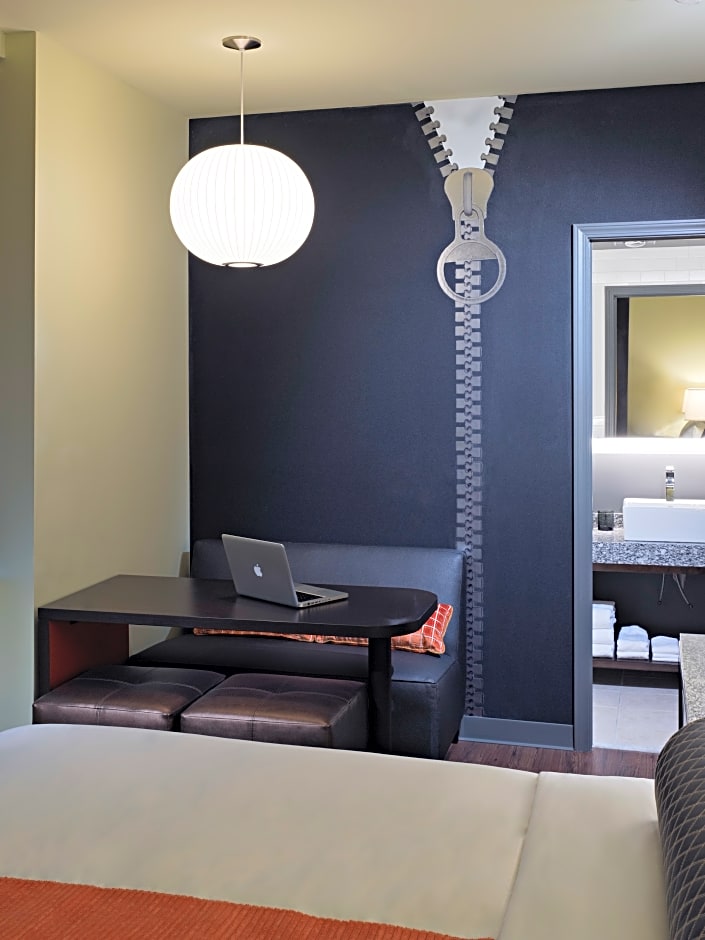 ACME Hotel Company Chicago