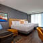 Hyatt Place Boston/Seaport District