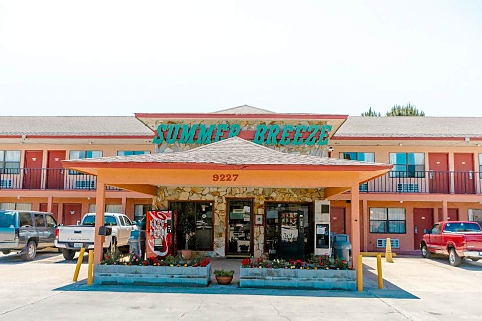 Summer Breeze Motel