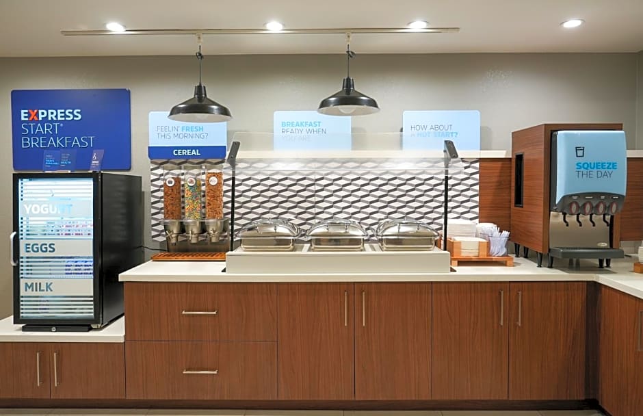 Holiday Inn Express Hotel & Suites Cedar Hill By IHG