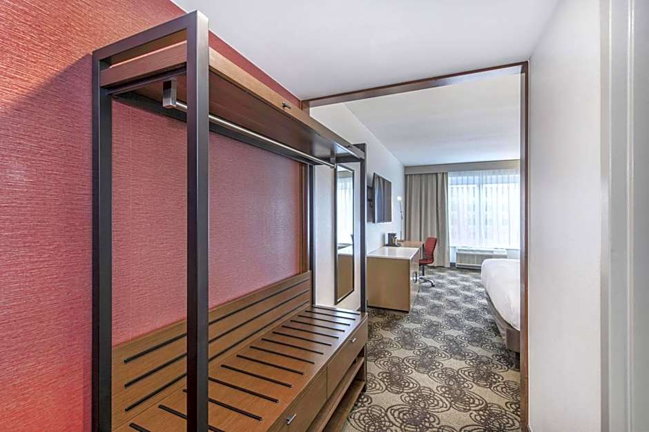 DoubleTree By Hilton Raleigh Cary