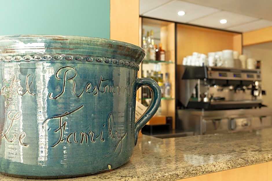 Logis Hotel Restaurant Family & Spa