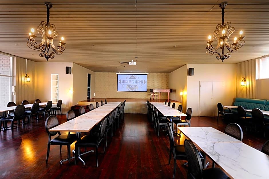 The Stirling Arms Hotel