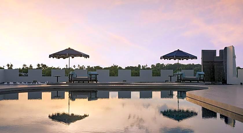 Kalanan Riverside Resort