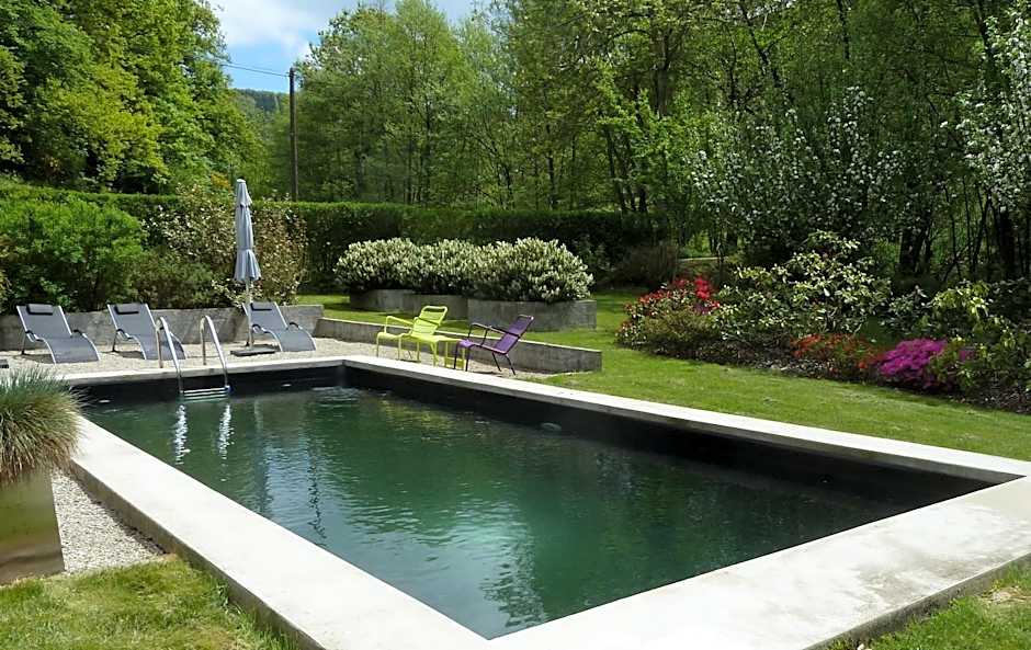 Moulin Renaudiots - Piscine, Nature & Parc Naturel du Morvan
