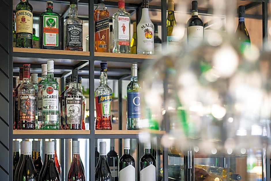 Aparthotel Green Concrete - Free Beach Bus