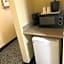 Days Inn & Suites by Wyndham Tucker/Northlake