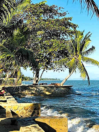 One-Bedroom Bungalow