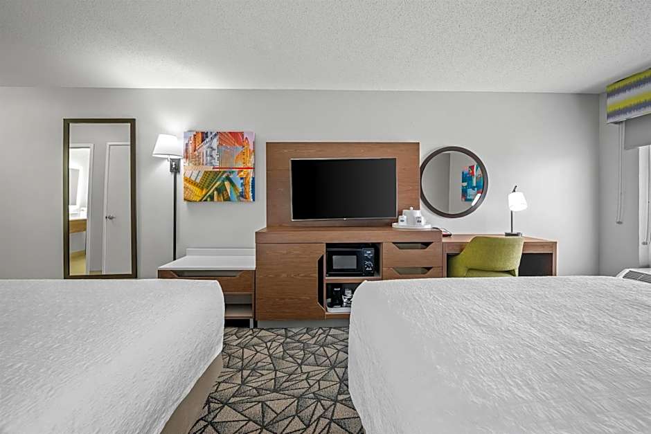 Hampton Inn By Hilton Bloomington West