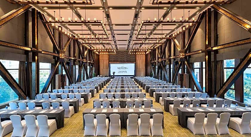 Novotel Shanghai Clover