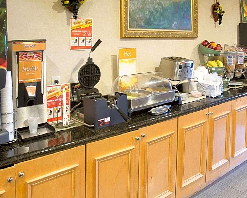 Quality Inn & Suites Quantico