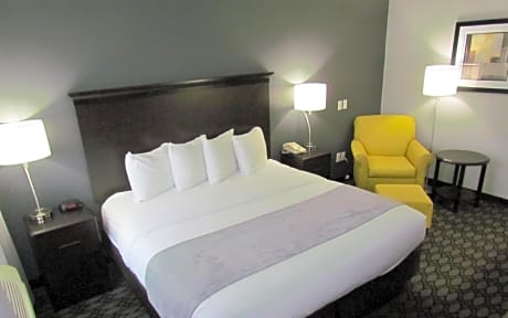 King Room with Spa Bath - Non-Smoking