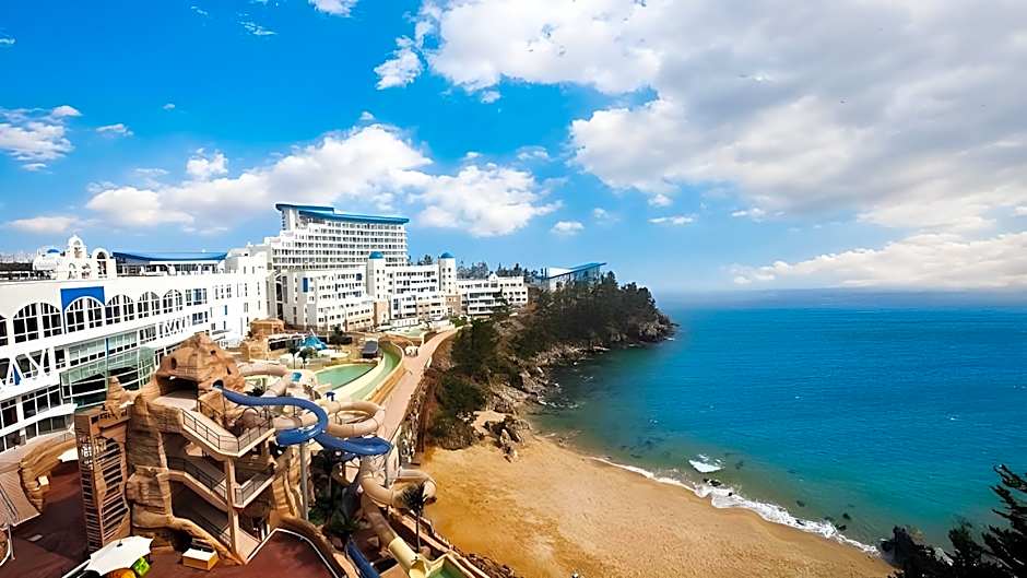 SOL BEACH SAMCHEOK (SOL BEACH HOEL & RESORT SAMCHEOK)