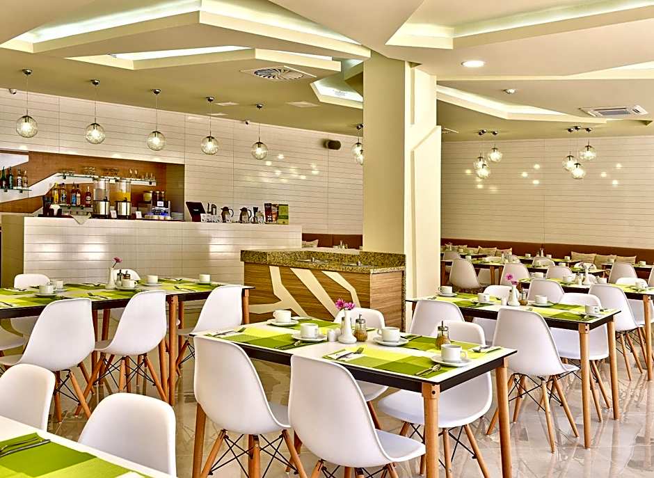 GRIFID Hotel Foresta - All Inclusive & Free GRIFID Beach - Adults Only